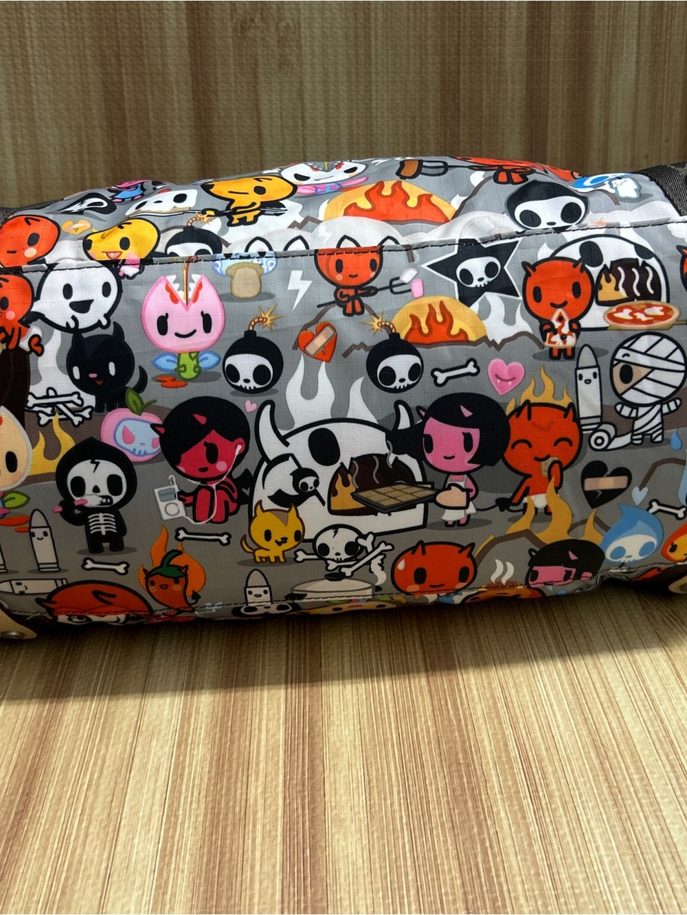 Vintage Tokidoki for LeSportsac Gioco Inferno Barrel Bag Qee - Picture 8 of 15